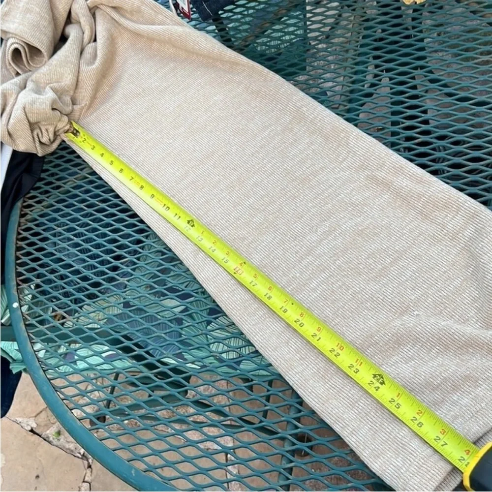 7 For All Mankind Wide-Leg Knit Drawstring Pants in Light Tan/Cream - Picture 9 of 9